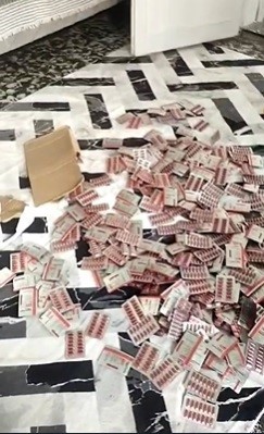 Henüz 17 Yaşında; Binlerce Uyuşturucu Hapla Yakalandı