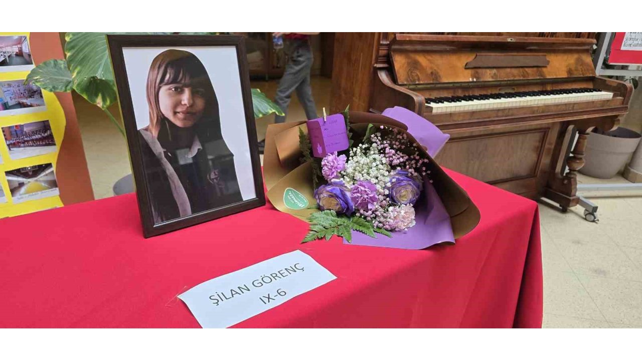 Prizren’de Babası Tarafından Öldürülen 15 Yaşındaki Şilan’ın Okulunda Sessiz Anma