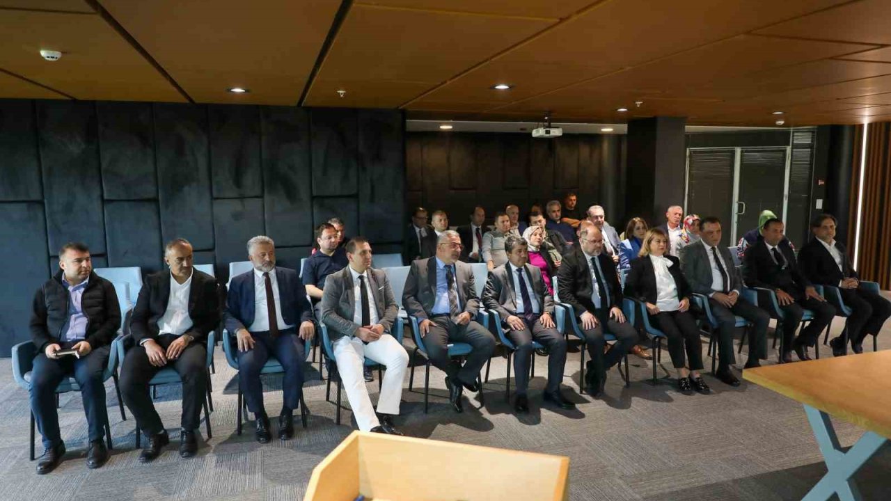 Başkan Özlü, Yeni Dönemde Yapılacak Çalışmaları Görüştü