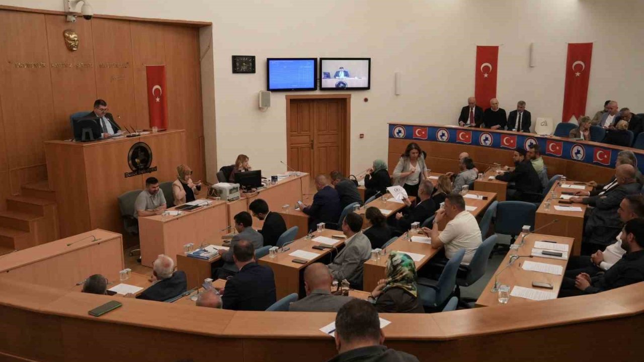 Düzce Belediye Meclisi 26 Gündem Maddesini Görüştü