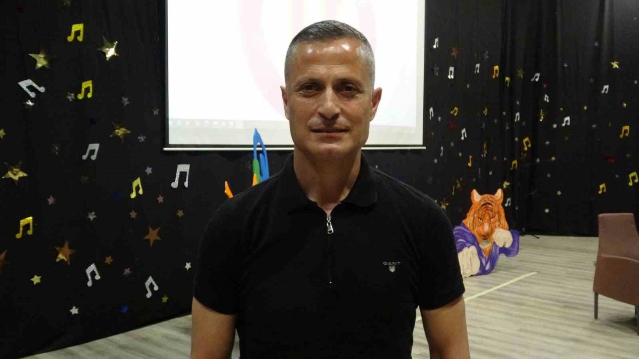 Kaleci Antrenörlüğü Üzerinden Çocukların Geleceğine Işık Tutuyor