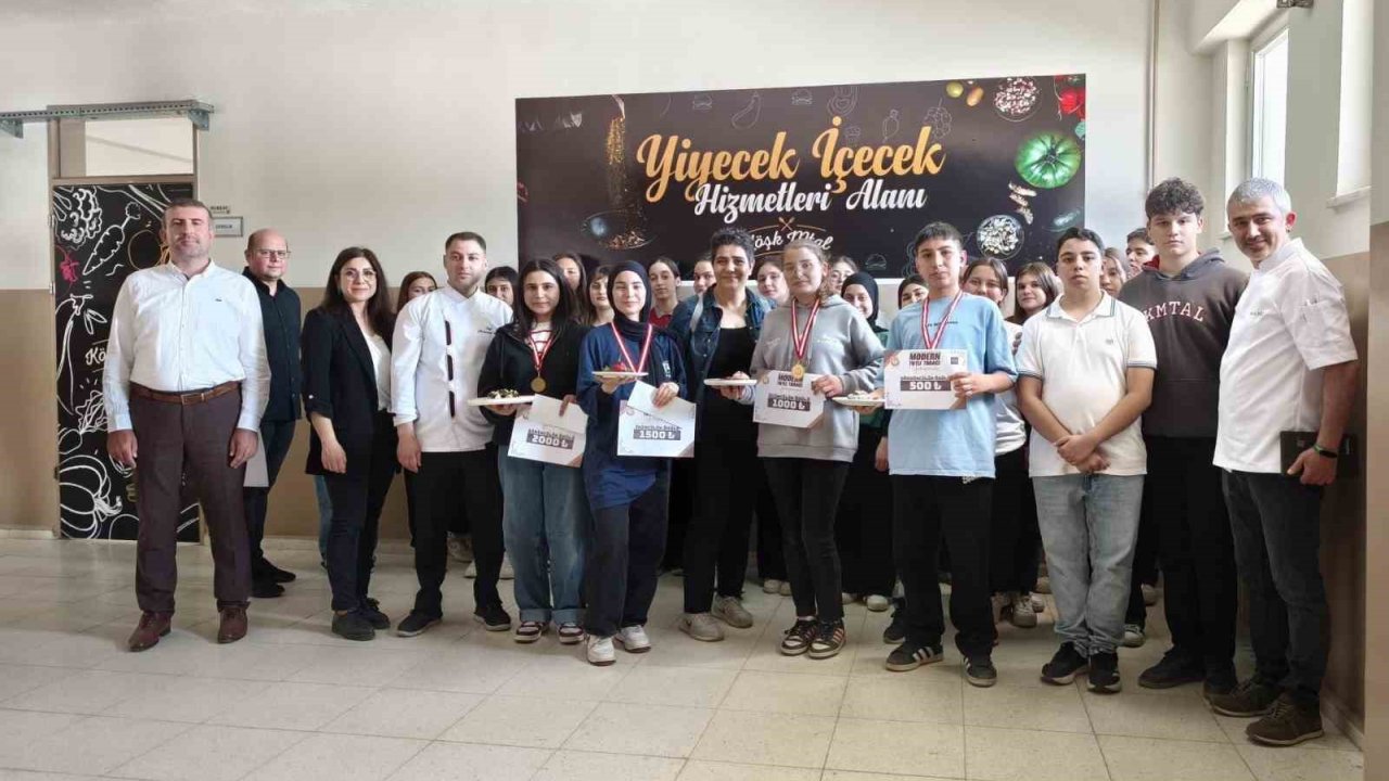 Köşk’teki Yarışma Tatlı Rekabete Sahne Oldu