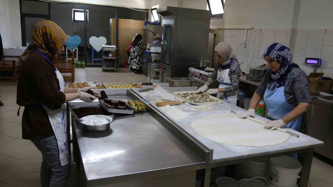 Battalgazi’de Kadın Kooperatifinden Sofralara