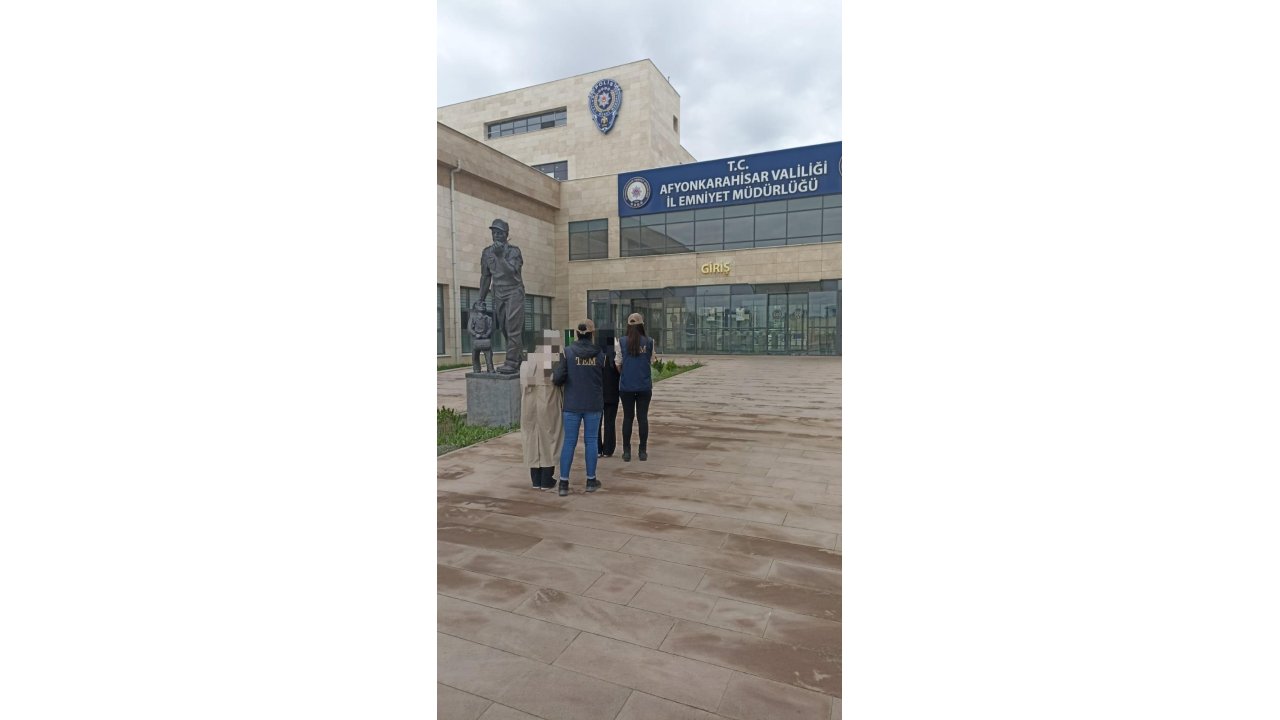 Fetö’nün Yurt Dışı Eğitim Kamplarına Katılan 2 Şahsı Polis Yakaladı