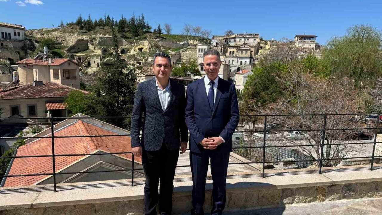 Filistin Devleti Ankara Büyükelçisi Faed Halid Abd Mustafa Kün’ü Ziyaret Etti