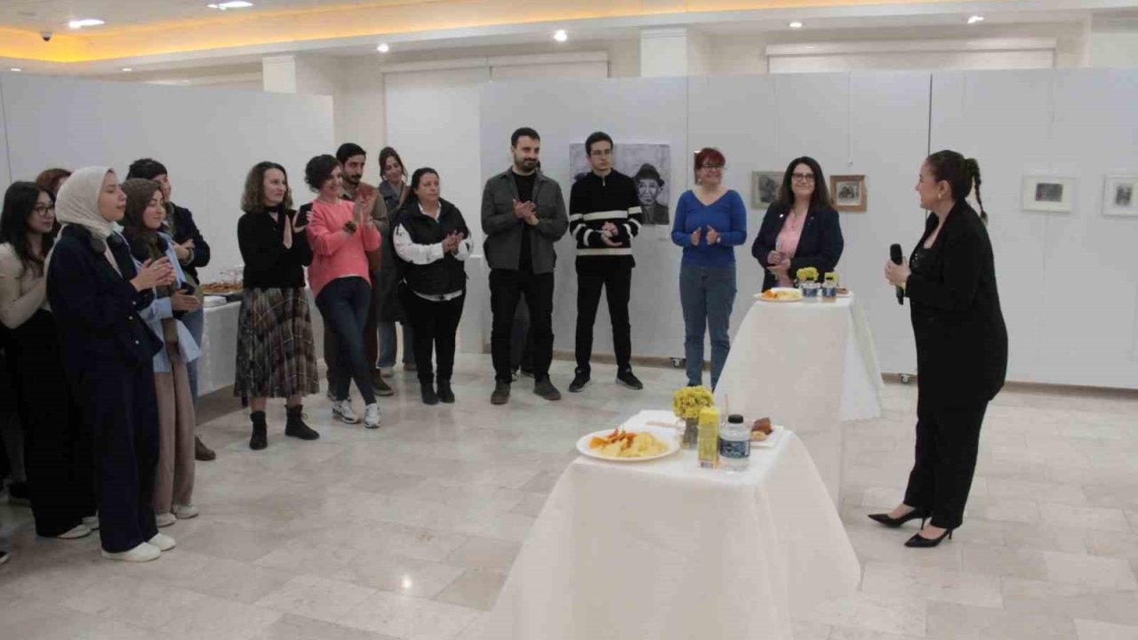 Saü’de ‘Uzak Yakınlar, Zamanın İzi’ Sergisi Düzenlendi