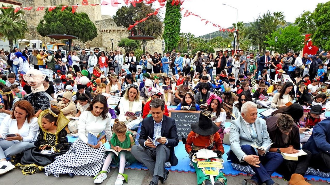 Çeşme’de 2. Kitap Takas Şenliği