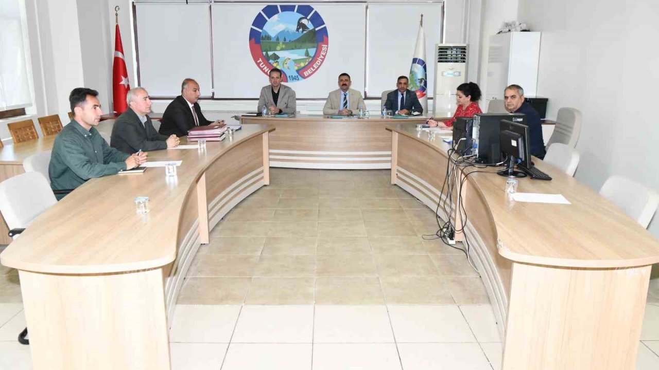 Tunceli’de Belediye Meclis Toplantısı