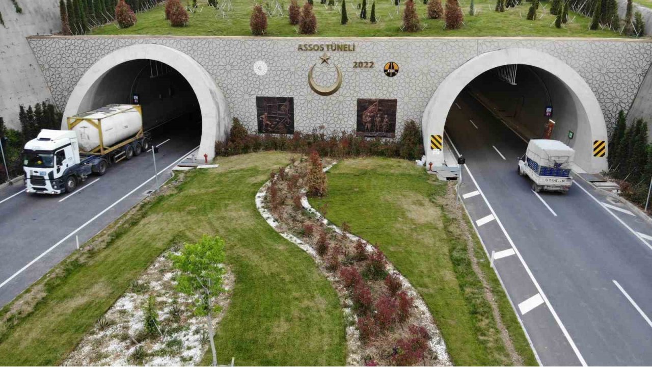 Asos Ve Troya Tünelleri Bakım Ve Onarım İçin Trafiğe Kapanacak