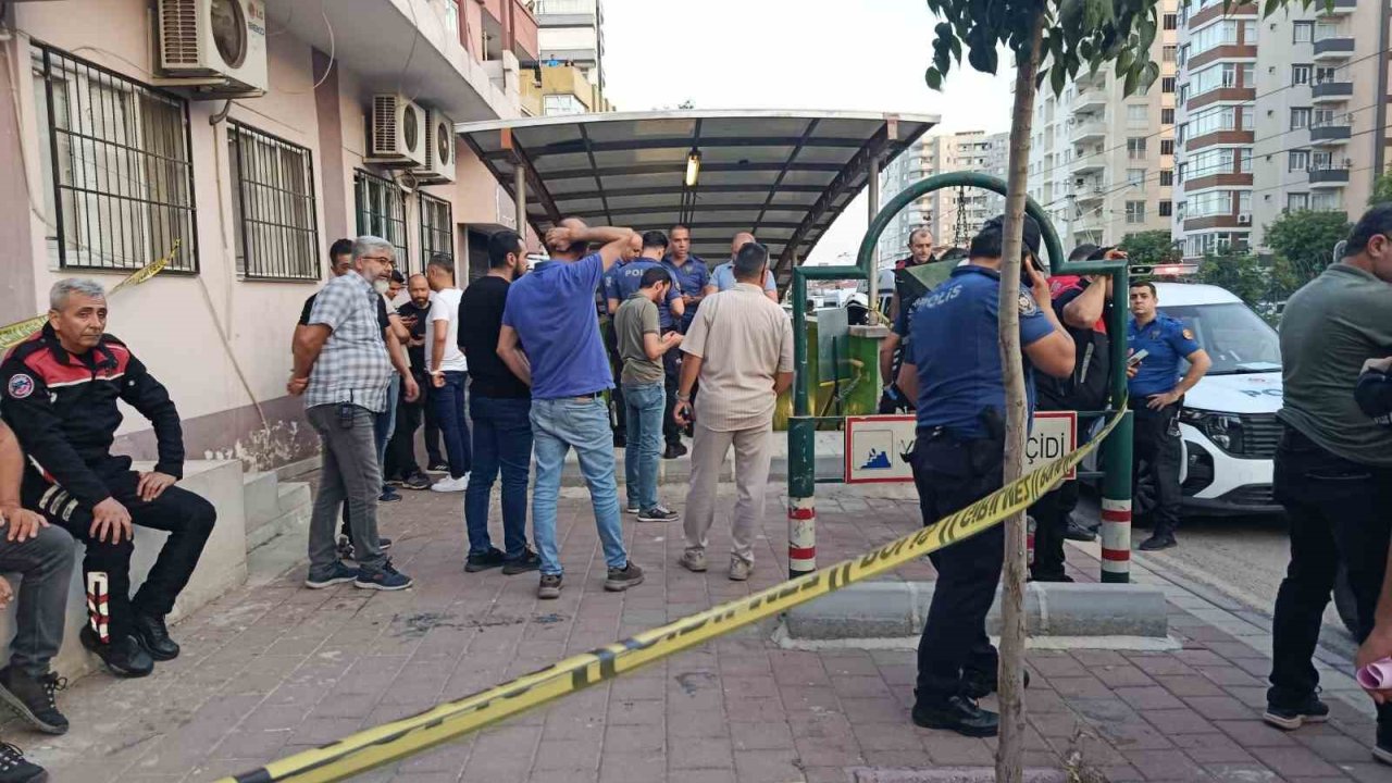 Eski Eşi Tarafından Alt Geçitte Tabancayla Öldürüldü