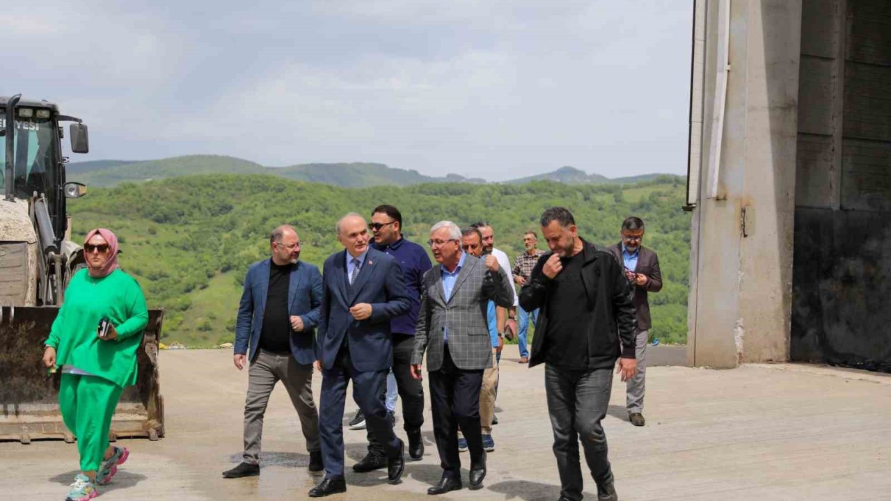 Özlü Hayvan Konukevi Ve Katı Atık Tesisini İnceledi