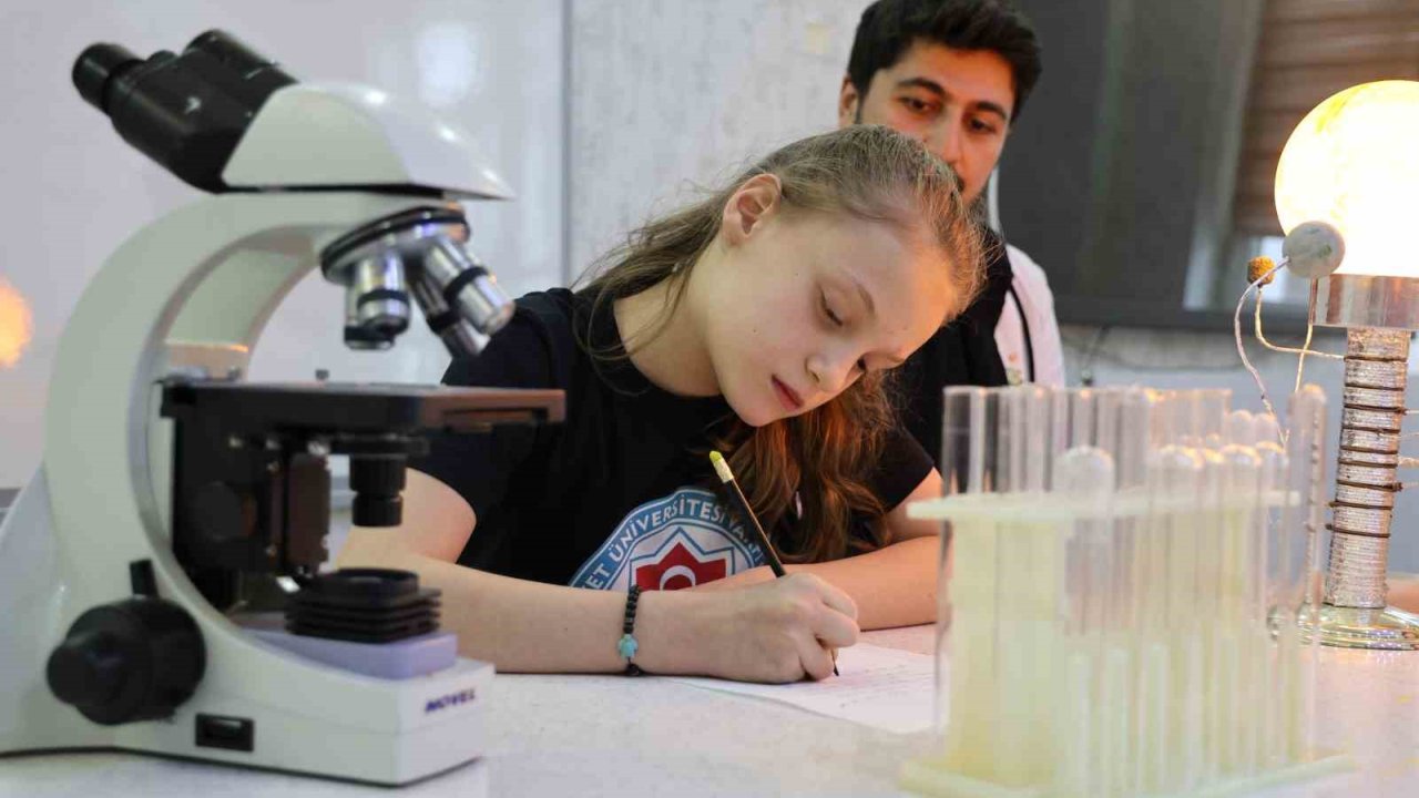 Çevre Bilincini Çizgi Romanla Anlattı, Proje Bakanlık Tarafından Kabul Edildi