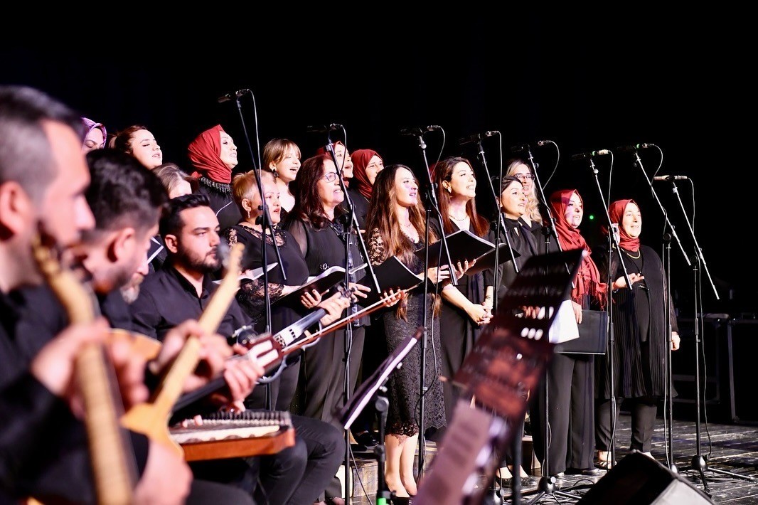 Yeşilyurt Kent Konseyi Kadın Korosunun ‘Anneler Günü’ Konseri Büyük İlgi Gördü