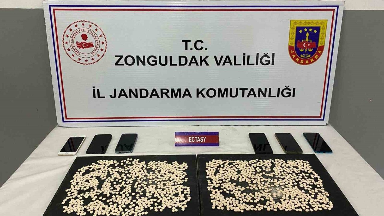 Zonguldak’ta Uyuşturucu Operasyonunda 4 Tutuklama