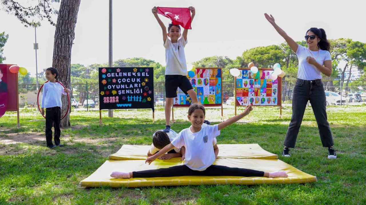 Manavgat Belediyesi’nden Çocuklara Bilim Ve Oyun Dolu Şenlik
