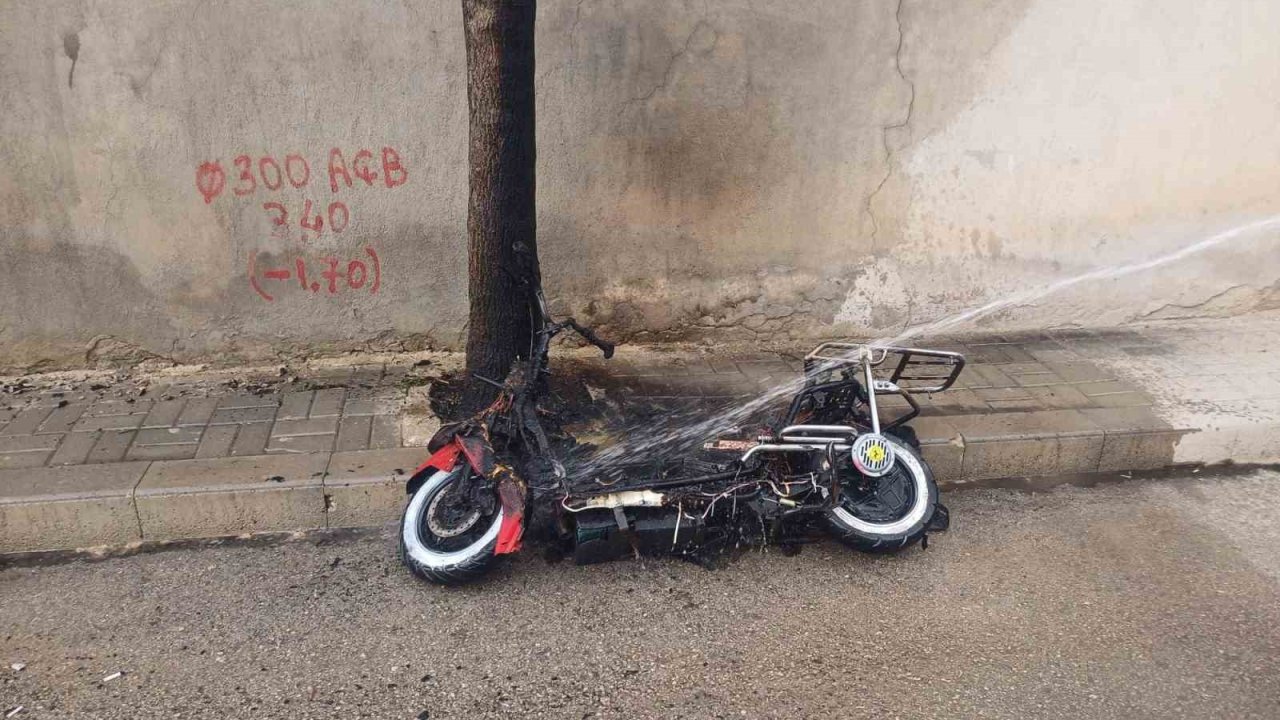 Karaman’da Elektrikli Bisiklet Yangını
