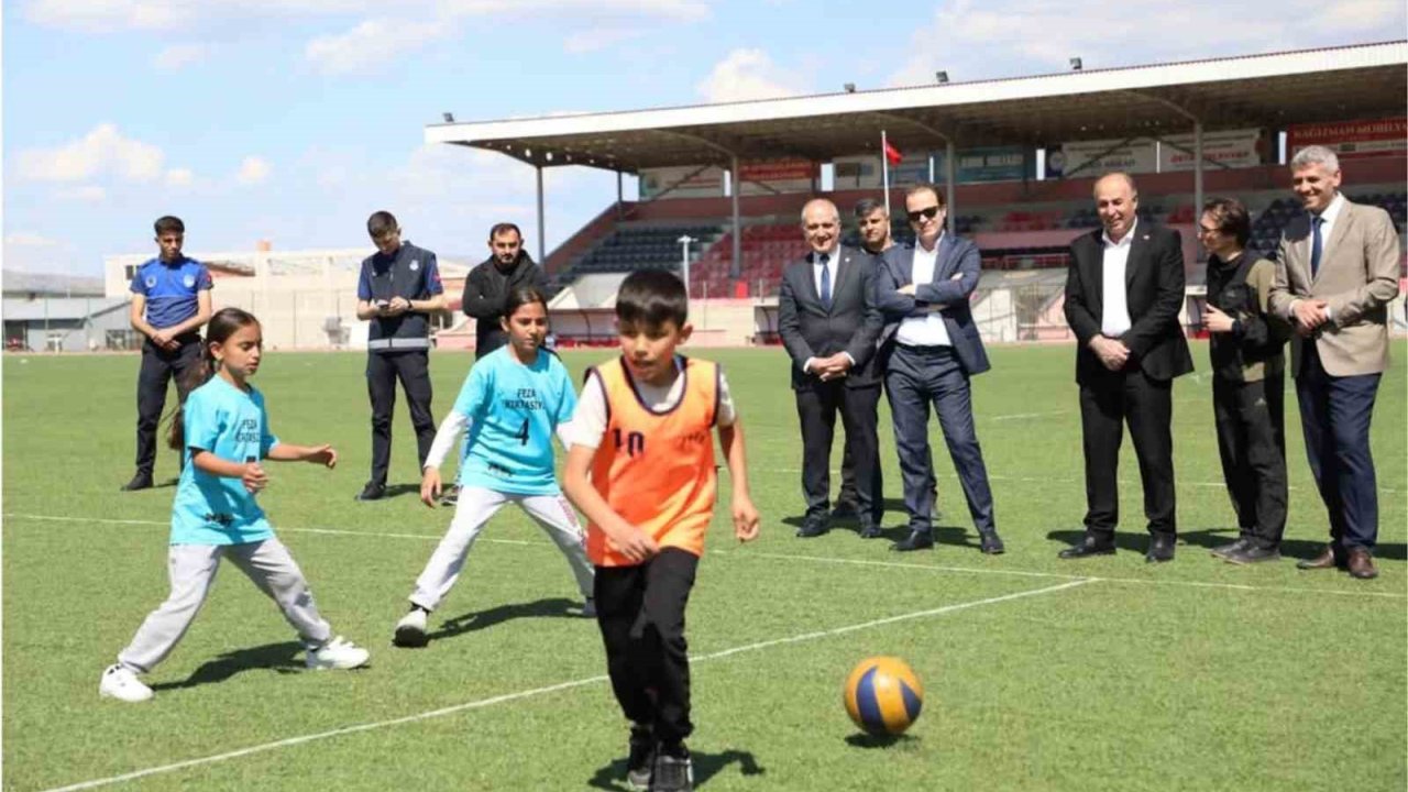 Alaca’da Çocuklar Oyun Şenliğinde Buluştu