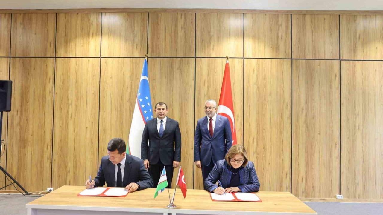 Gaziantep Ve Semerkant Kardeş Şehir Oldu