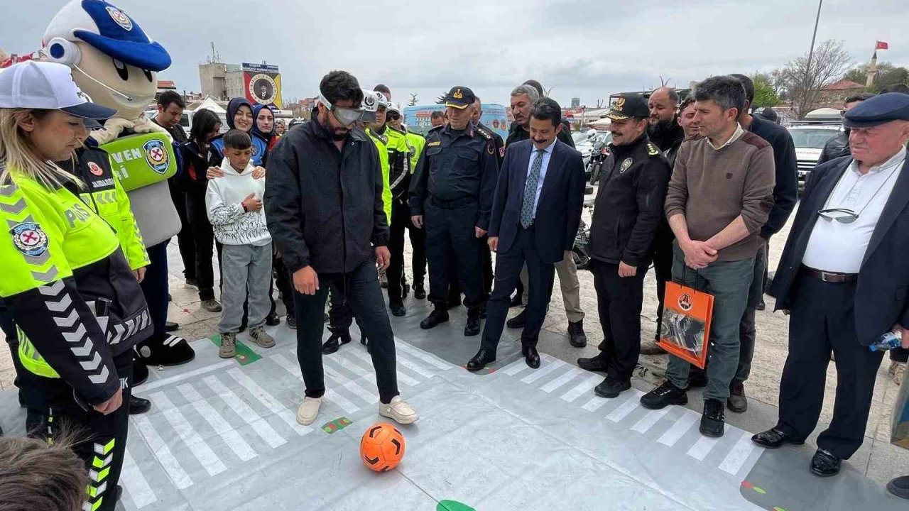 Kırşehir’de Trafik Haftası Etkinliği Düzenlendi