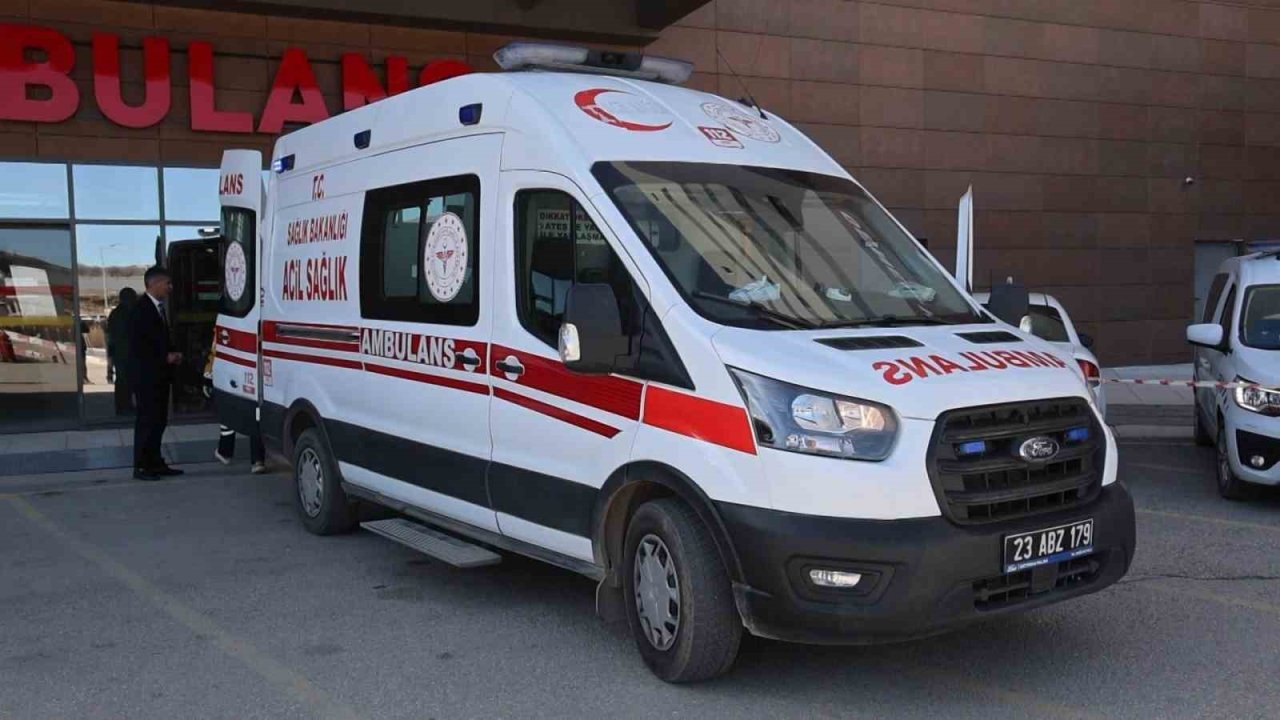 Elazığ’da 4 Kişi İçtikleri Sütlü Kahveden Zehirlendi