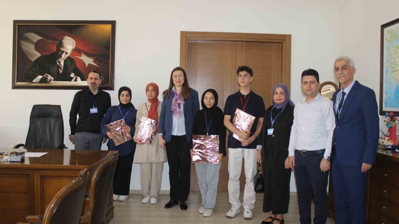 Kaymakam Polat, Başarılı Öğrencileri Ağırladı