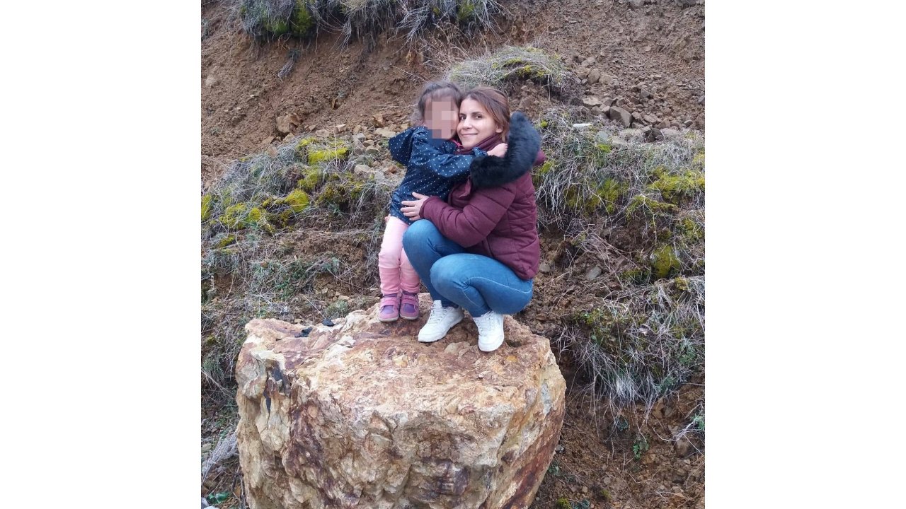 Aracın Çarparak Kaçtığı 2 Çocuk Annesi Hayatını Kaybetti