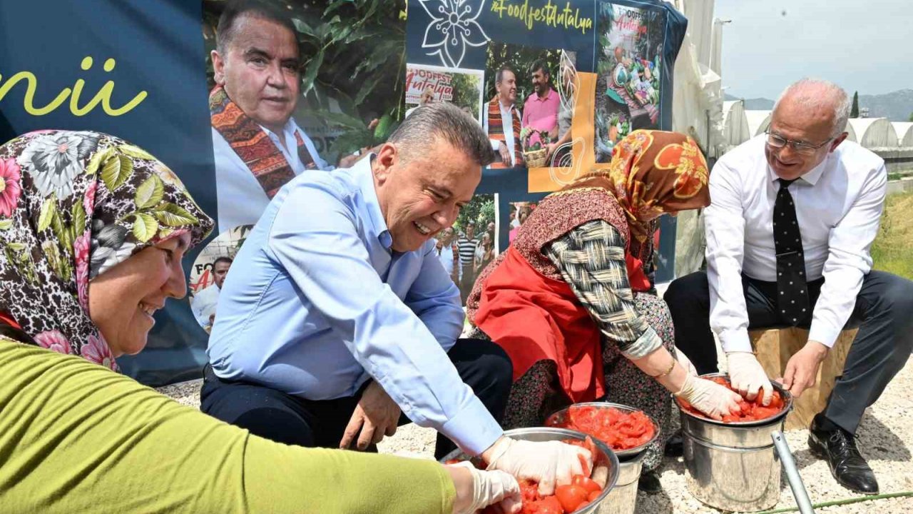 Antalya’da Foodfest’in Hasat Durağı Kumluca Oldu