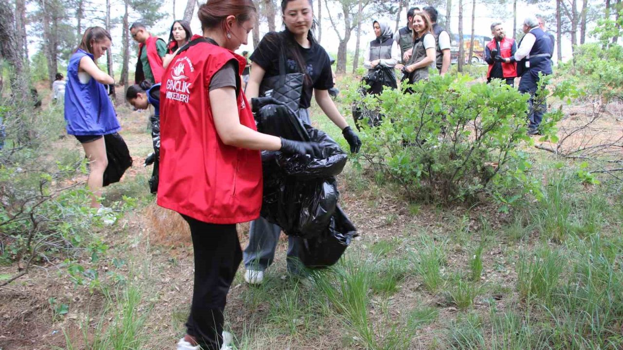 Uşak’ta ’orman Benim’ Etkinliği Düzenlendi