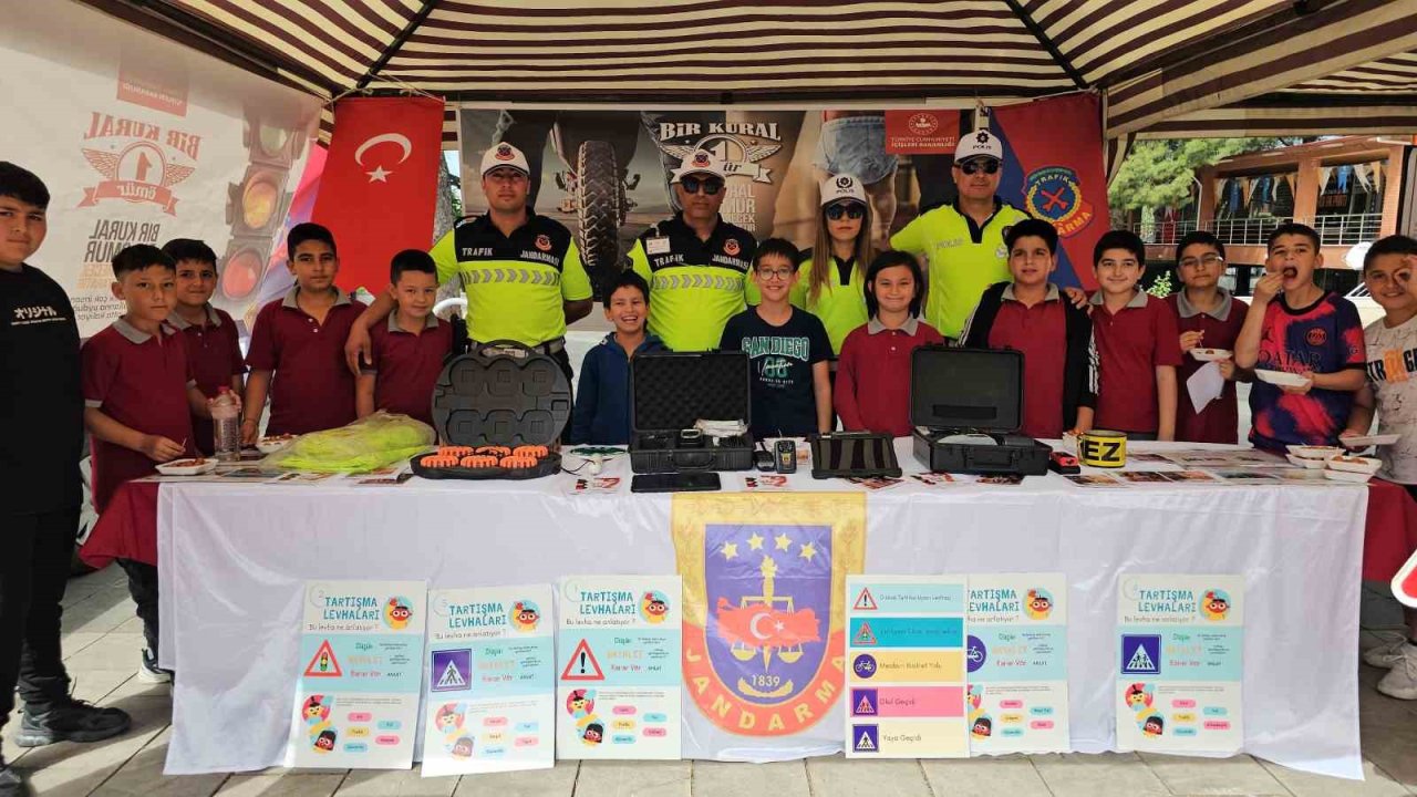 Kuyucak’ta Bilim Fuarı Coşkusu