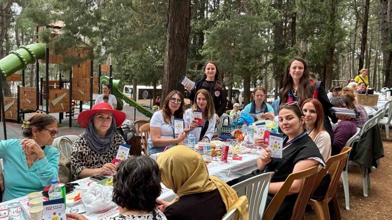 Menteşe’deki Piknik Etkinliğinde Vatandaşlar Bilgilendirildi