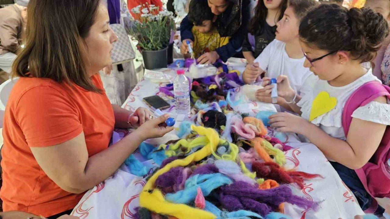 Çocuklardan Annelerine Özel Hediye