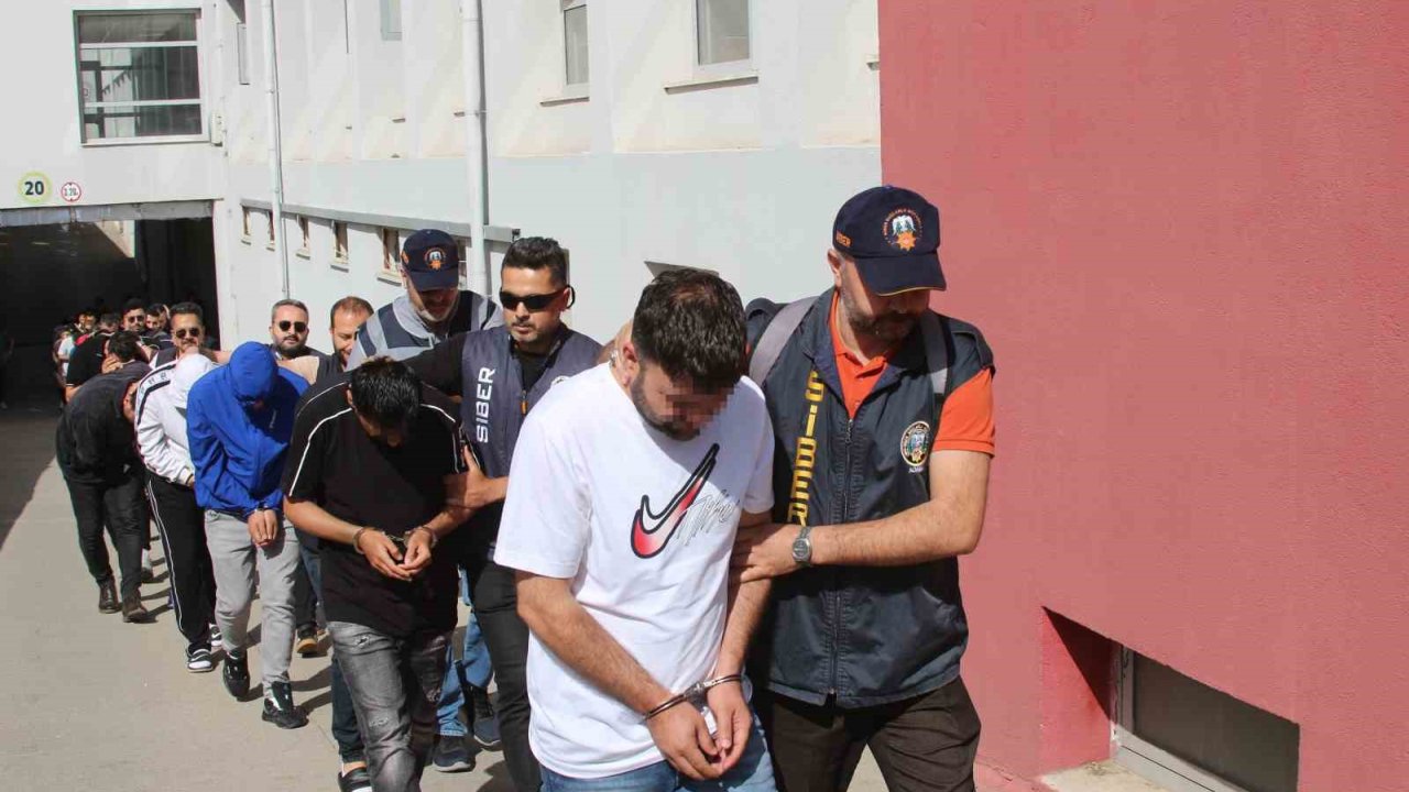 Kayhanlar Suç Örgütüne 20 İlde Operasyon: 55 Tutuklama