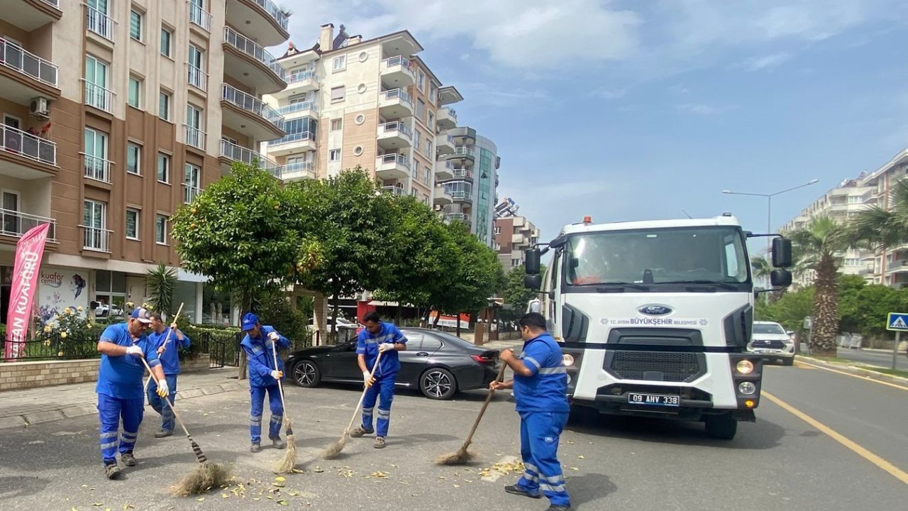 Aydın Büyükşehir Belediyesi Ekipleri Kent Genelinde Çalışmalarını Sürdürüyor
