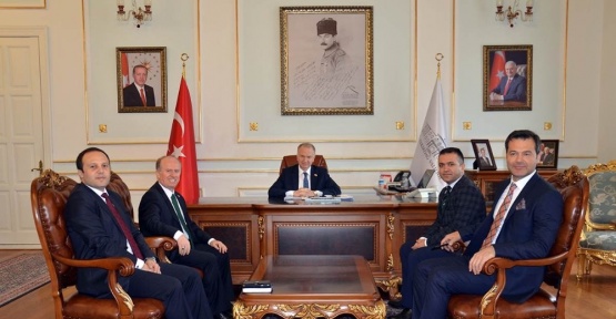 Yeşilay Derneği Vali Ceylan ile bir araya geldi