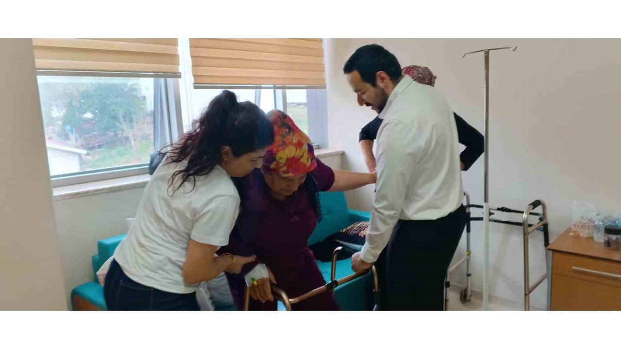 Deprem Sonrası İlk Total Kalça Protezi Ameliyatı Gerçekleşti