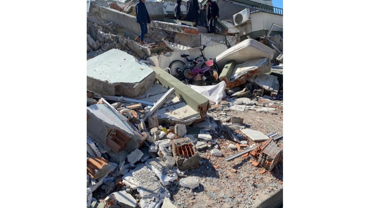 Depremde 130 Kişinin Öldüğü Site İçin Karar Çıktı: Proje Sorumlusuna 15 Yıl Ceza Verildi
