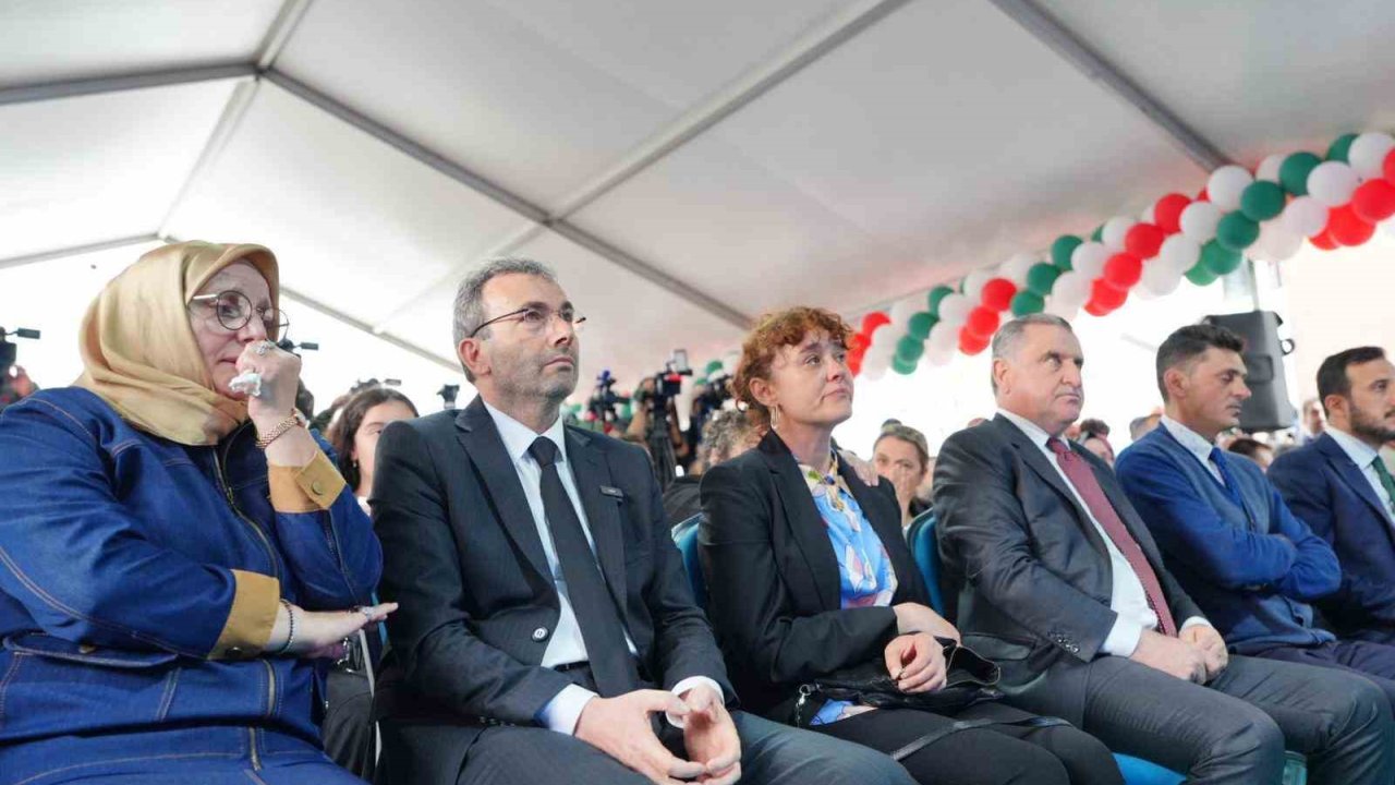 Pendik’te Mattia Ahmet Minguzzi Spor Kompleksi, Minguzzi Ailesinin Katılımıyla Açıldı