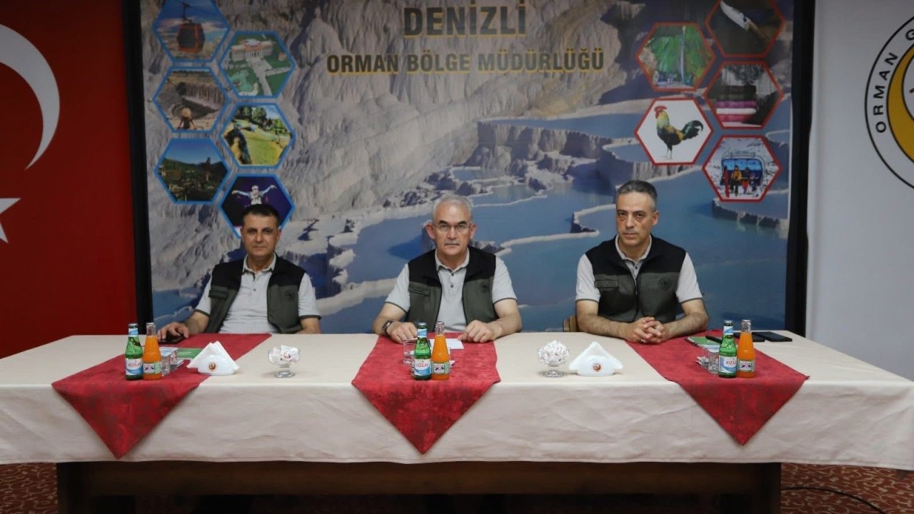 Orman Genel Müdürü Karacabey, Denizli’de Orman Yangınlarını Önlemede Gayret Gösteren Muhtarlarla Bir Araya Geldi