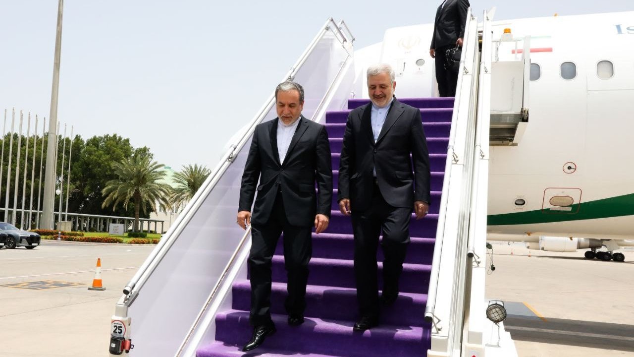 İran Dışişleri Bakanı Arakçi, Cidde’de Suudi Mevkidaşı Farhan İle Bir Araya Geldi