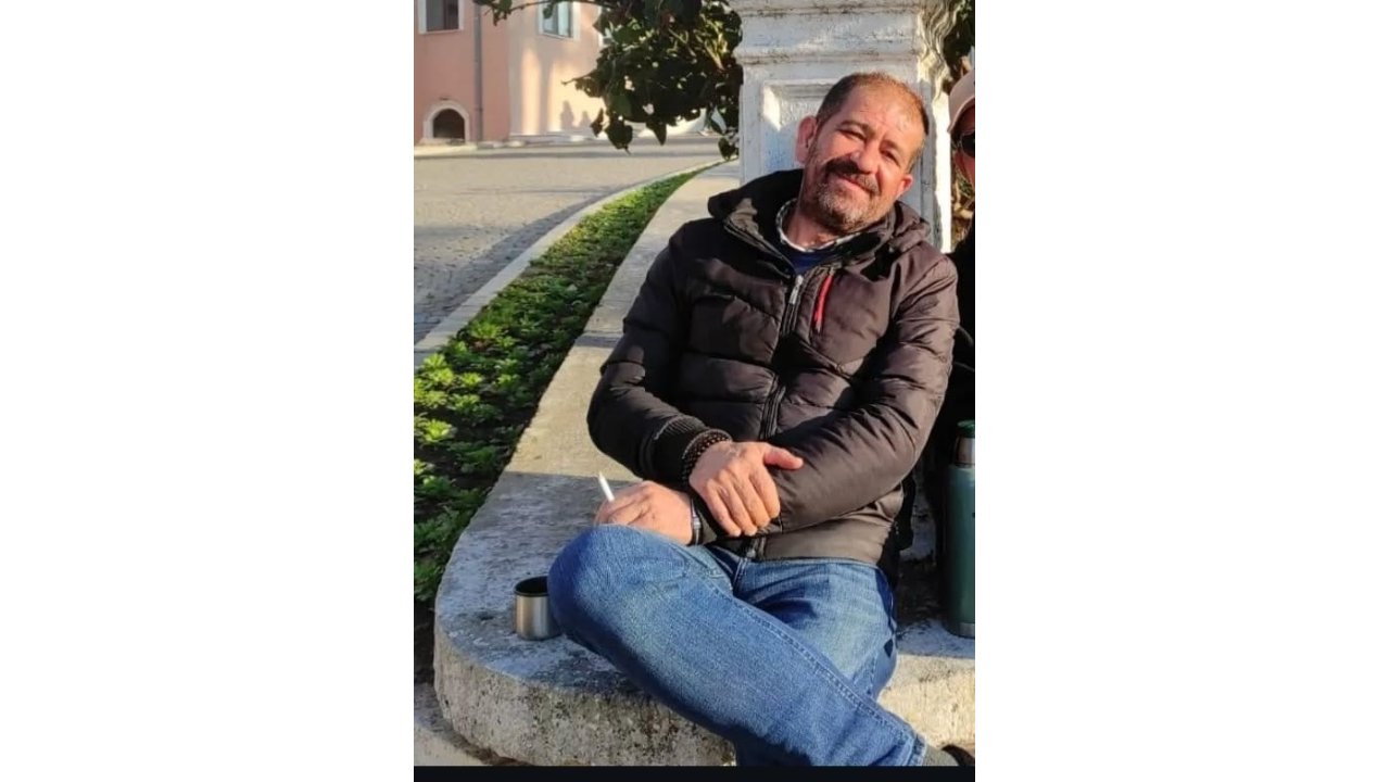 Aydınlı Özdemir, Kalbine Yenik Düştü