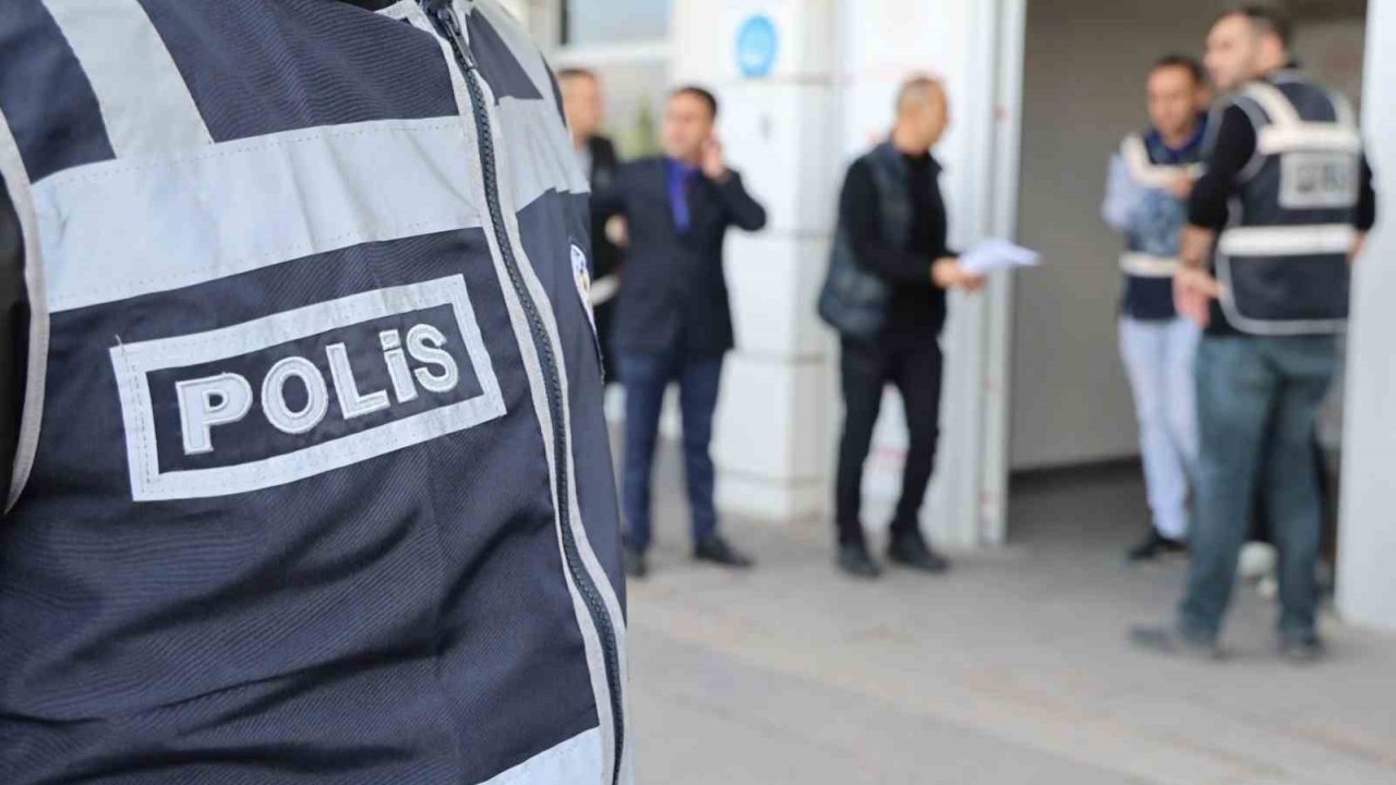 Aksaray’da Uyuşturucuyla Yakalanan 3 Kişi Tutuklandı