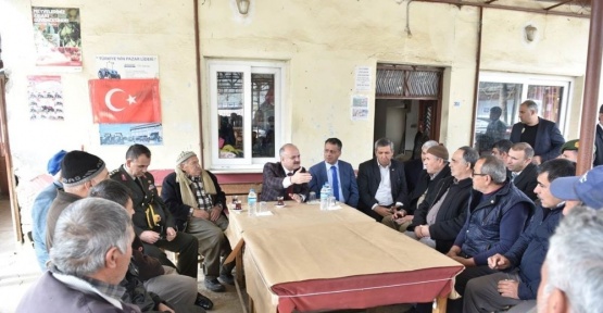 Vali Çakacak, Güzelyayla Mahallesi’nde vatandaşlarla buluştu