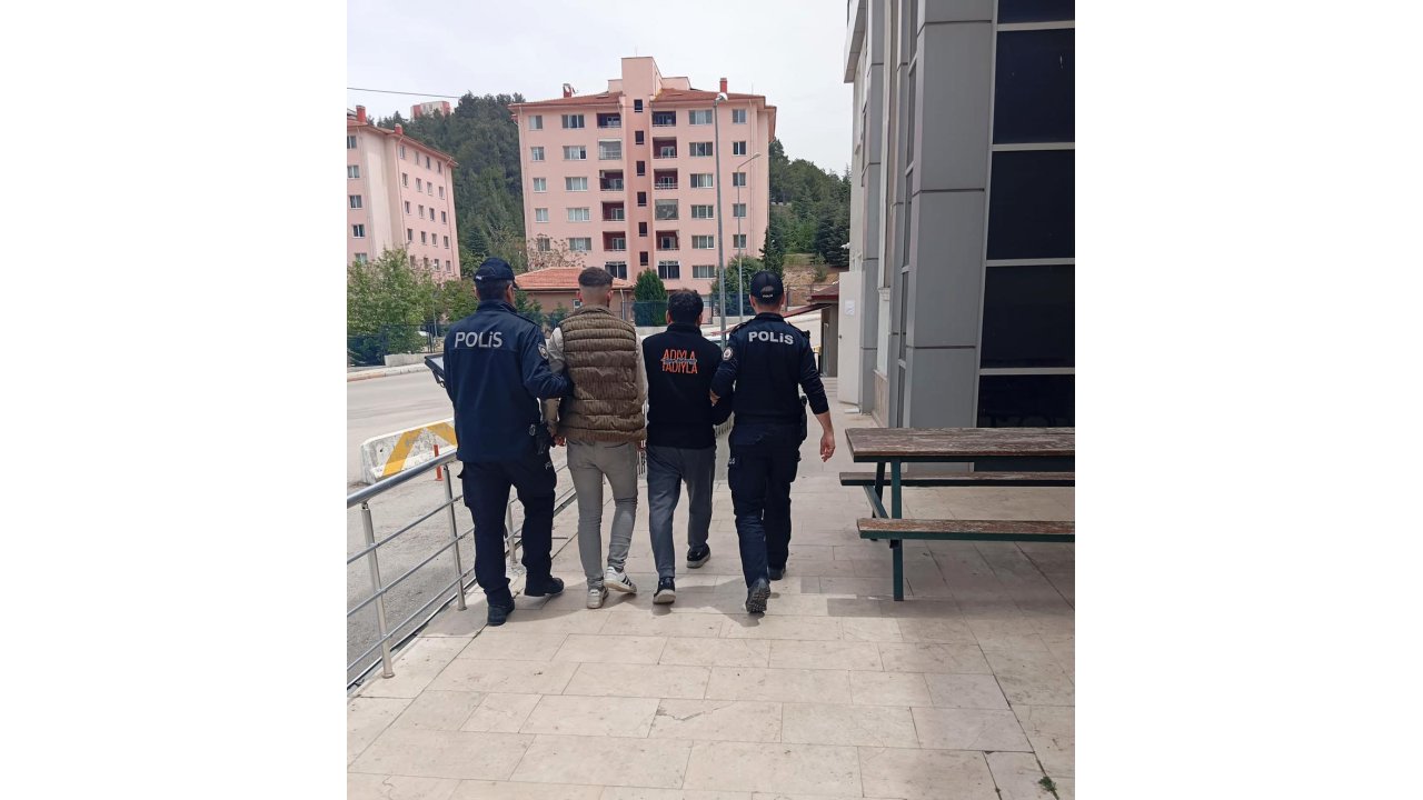 Isparta’da Aranan 2 Şahıs Operasyonla Yakalandı