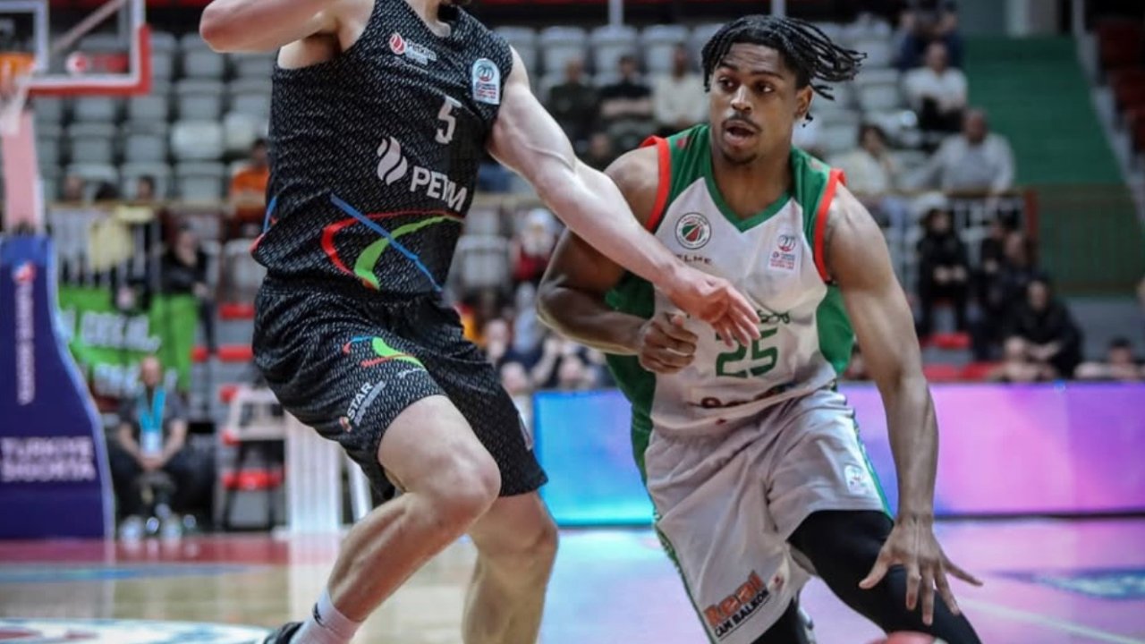 Türkiye Sigorta Basketbol Süper Ligi: Semt 77 Yalovaspor: 78 - Aliağa Petkimspor: 87