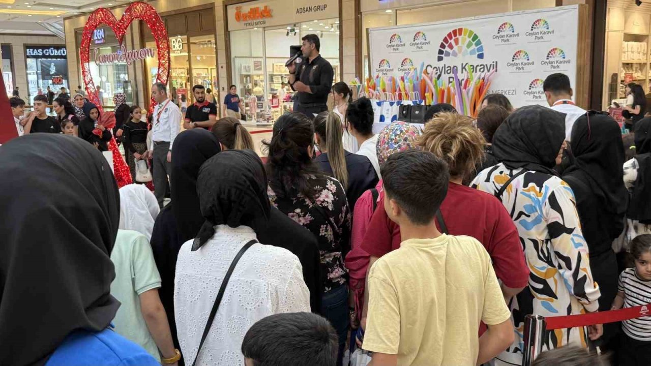 Ceylan Karavil Avm, Anneler Günü’nün Düzenlediği Etkinliklerle Kutladı