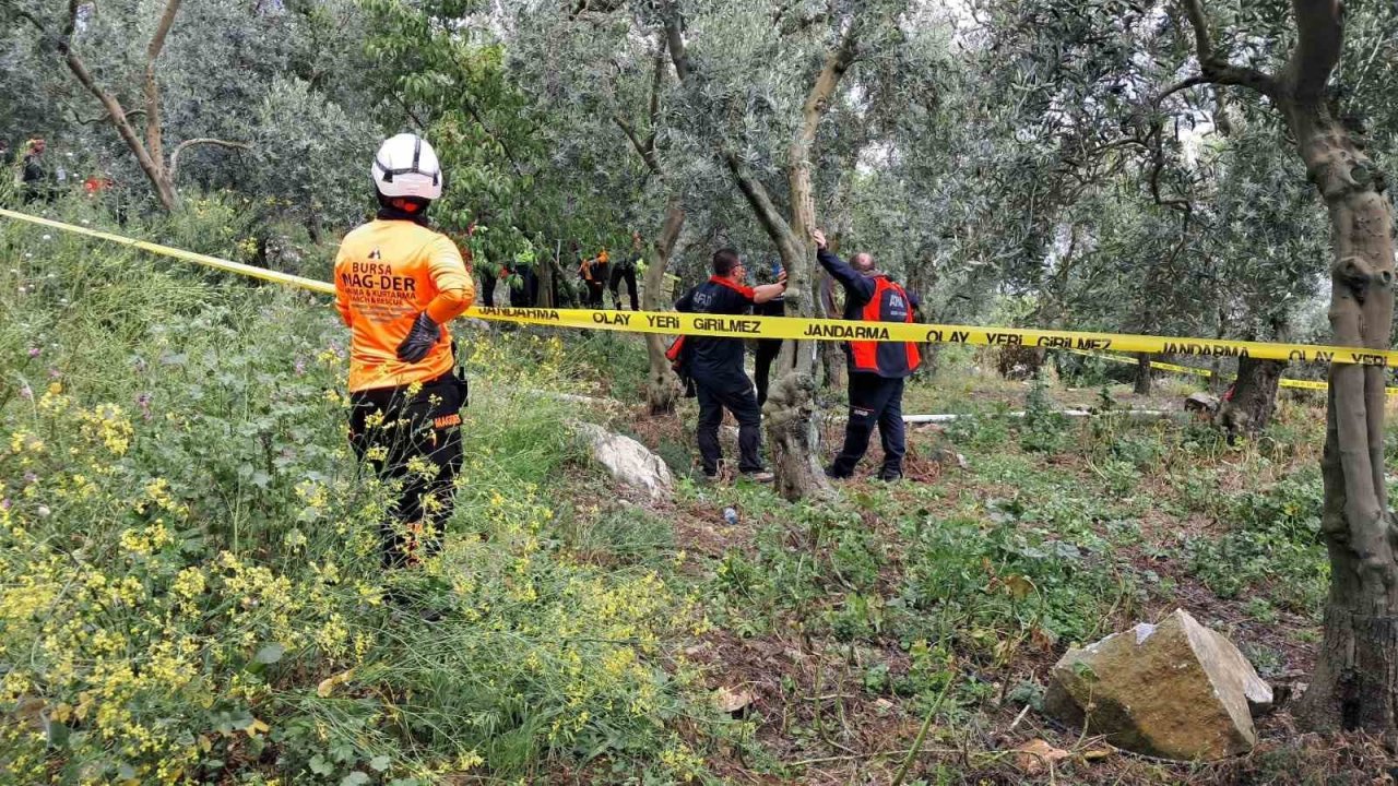 Emekli Öğretmen Ölü Bulundu