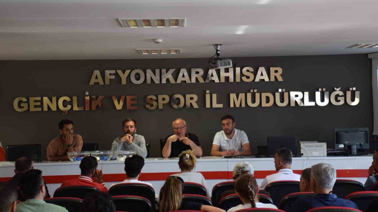 Okul Sporları Gençler Futbol Şampiyonası Başlıyor