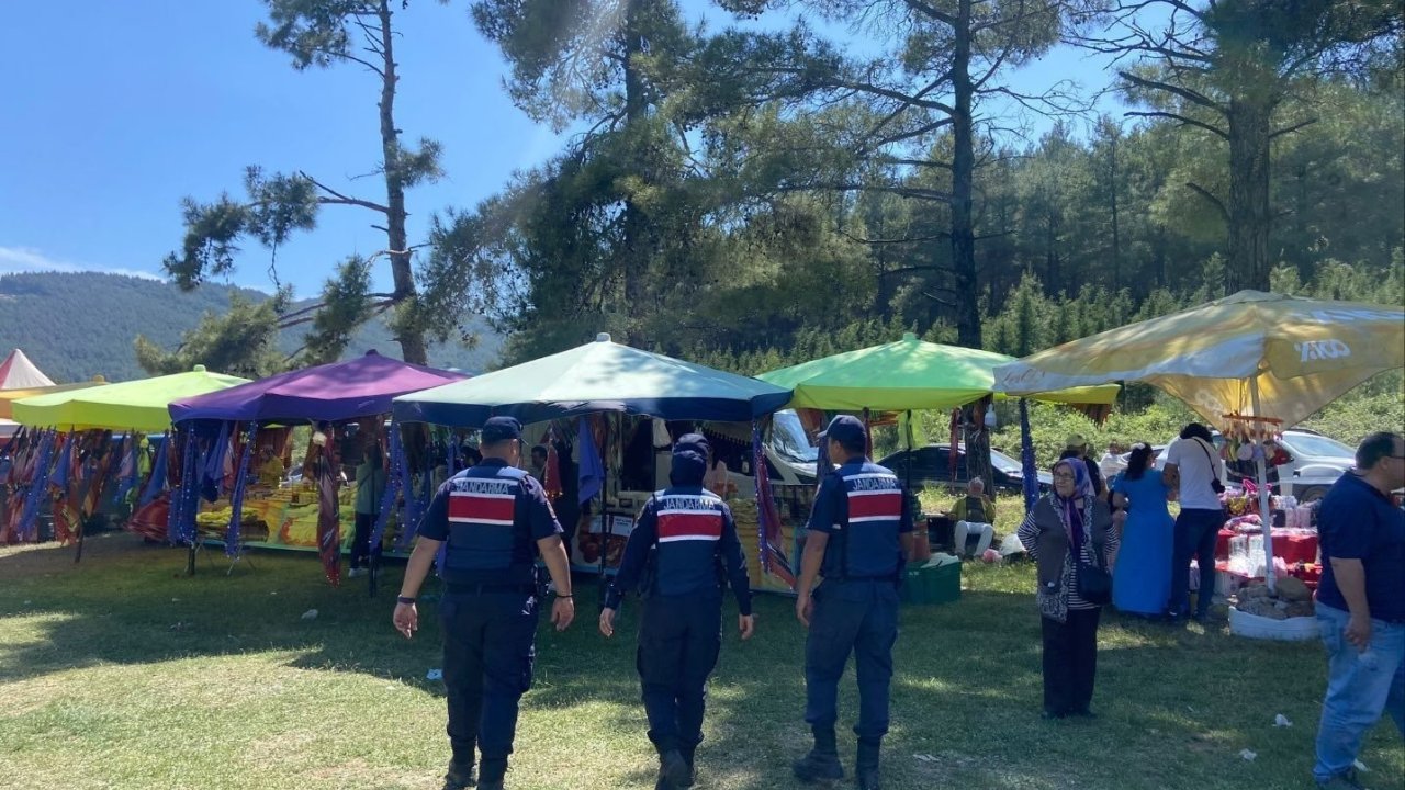 Ağaçlı’daki Festivalde Jandarma Ekipleri Kuş Uçurtmadı