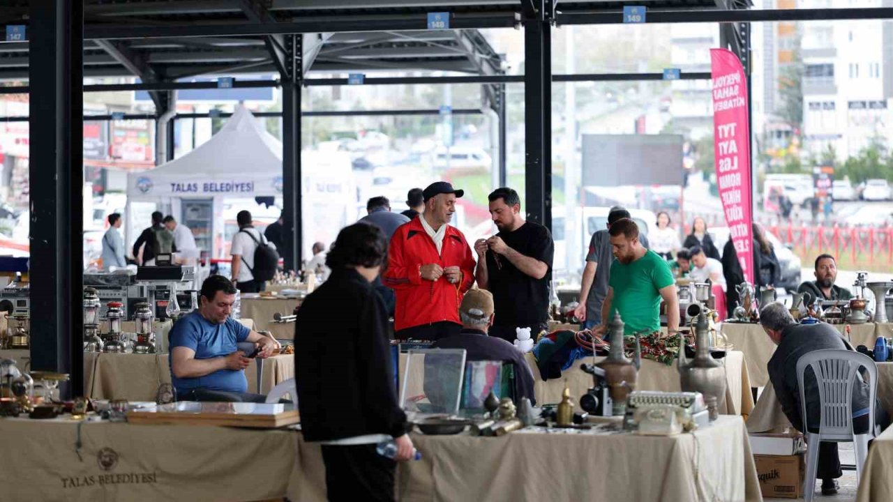 Talas Antika Pazarı Nostaljiye Yolculuk Yaşattı