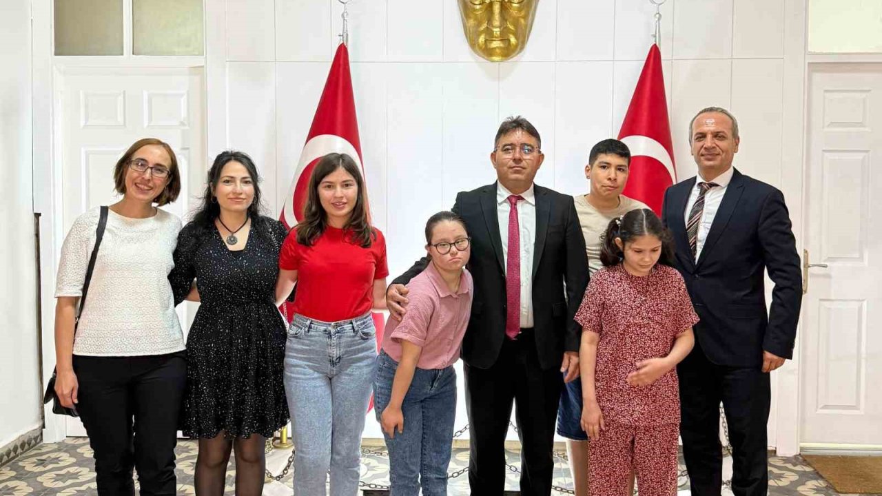 Kaymakam Kaya, Özel Öğrencileri Ağırladı